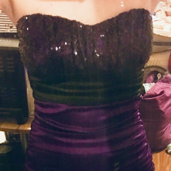 Purple satin cocktail dress - Picture 2 of 4